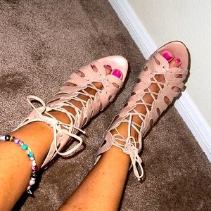 Nine West Woven leather heel size 8.5